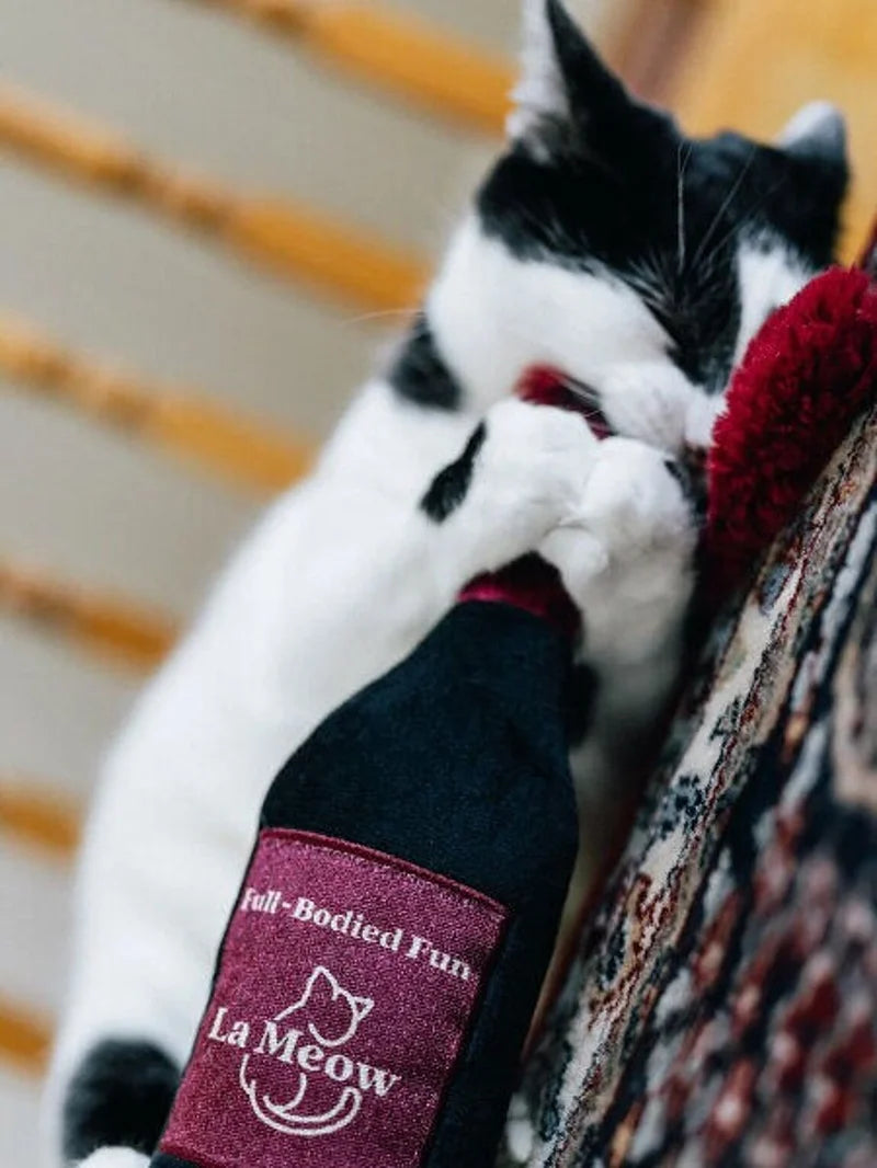 Feline Frenzy Catbernet Sauv – Jouet kicker pour chat