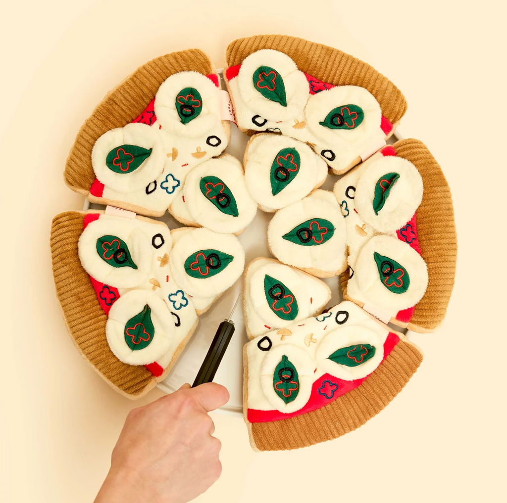 Jouet de fouille part de pizza - The Furry Folk