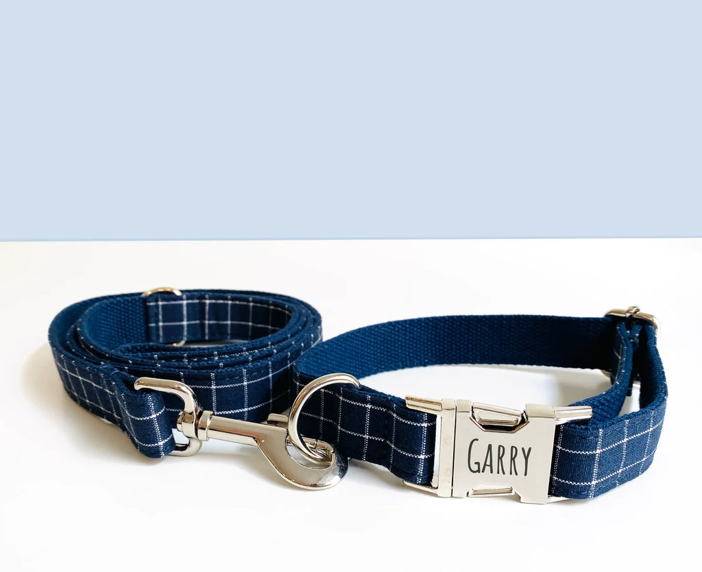 Laisse multiposition – Carreaux Bleu Marine – Bandes de Canailles